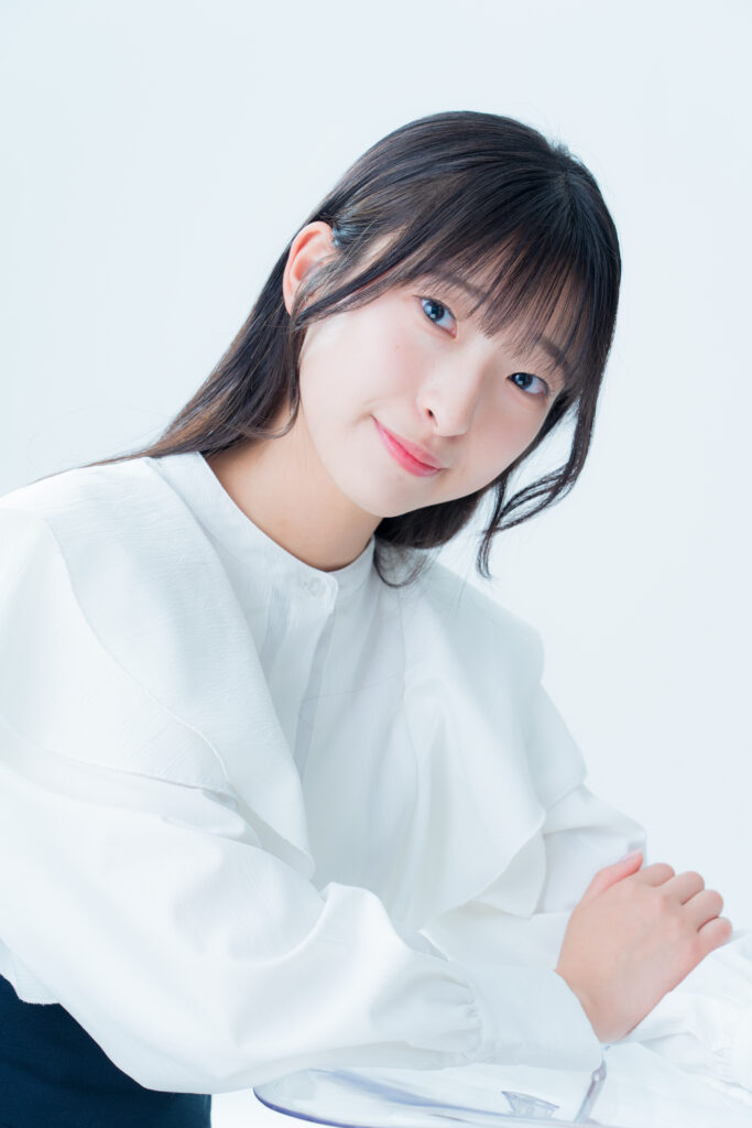 山本　葵